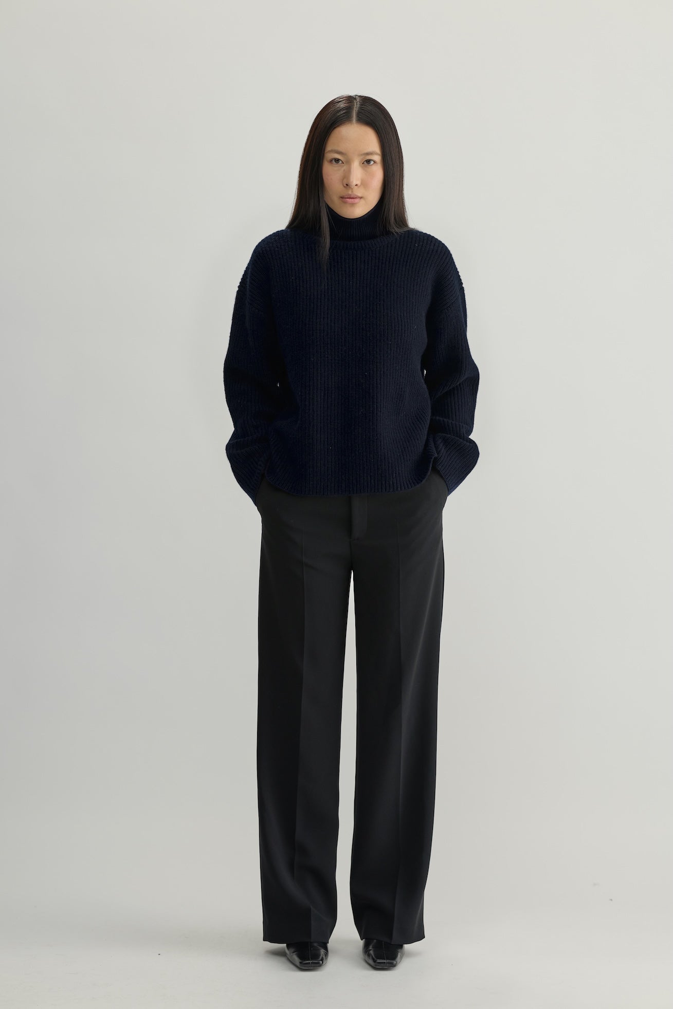 INES KNIT HIGH COLLAR - navy