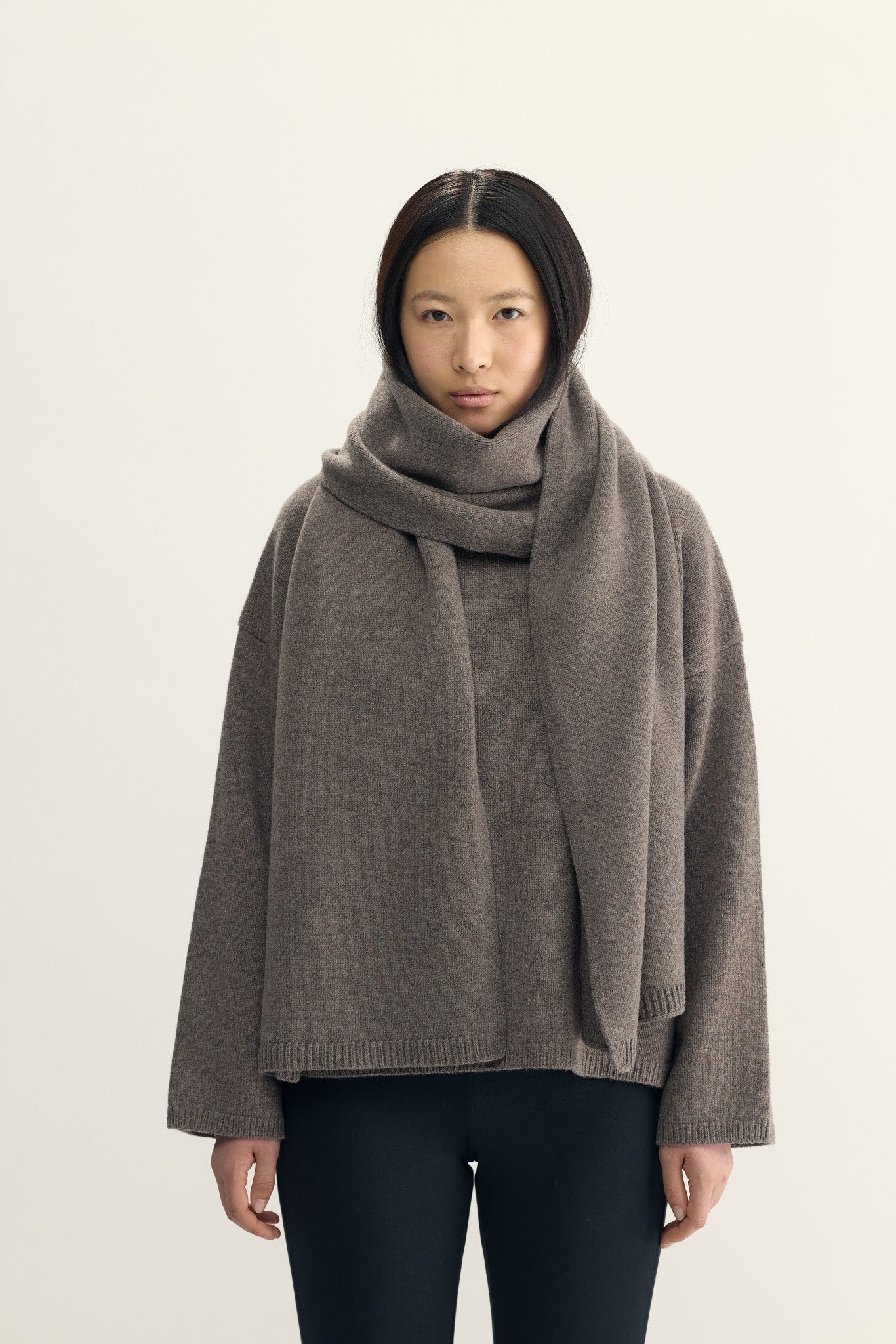 COLETTE KNITTED SCARF - brown melange