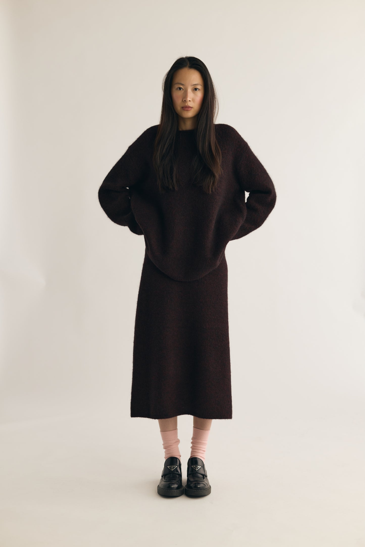 VIVIENNE OVERSIZED KNITTED CREWNECK